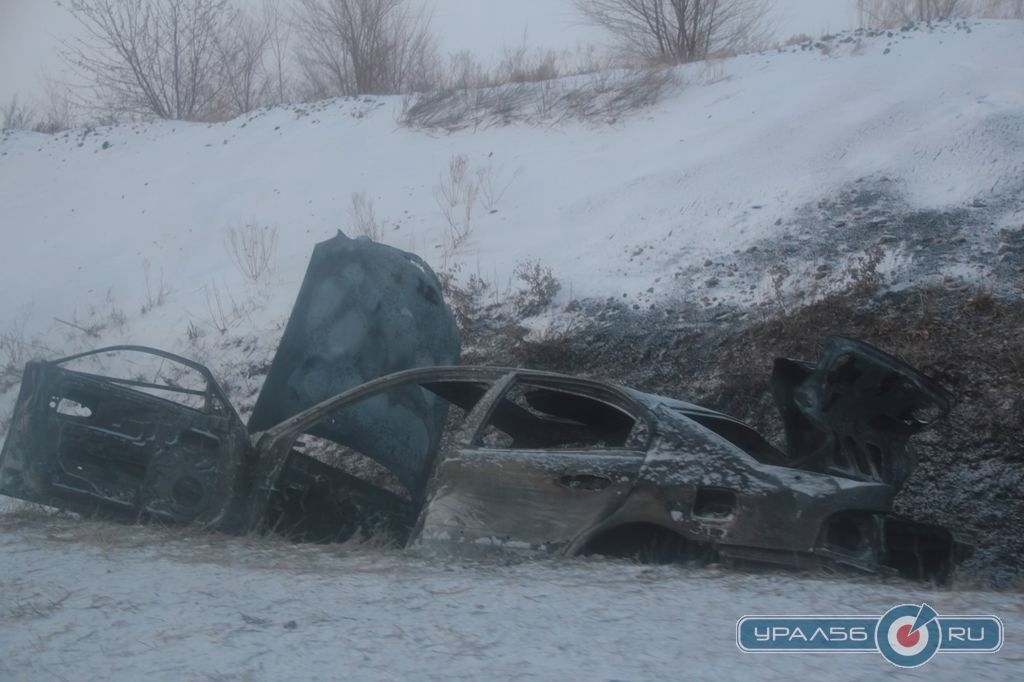 Автомобиль Бориса Плохотнюка взорвался на трассе