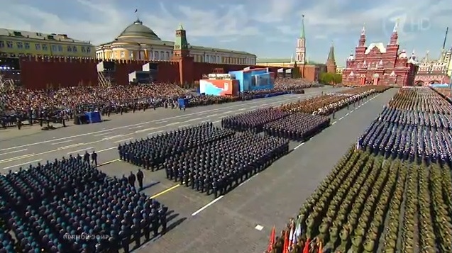 Красная площадь в Москве на День Победы