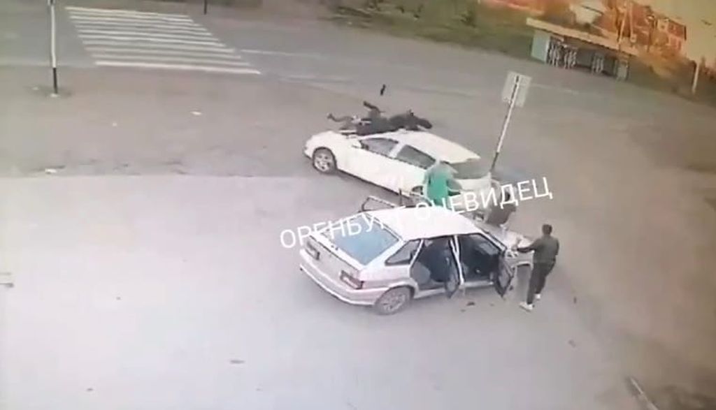 Скриншот видео