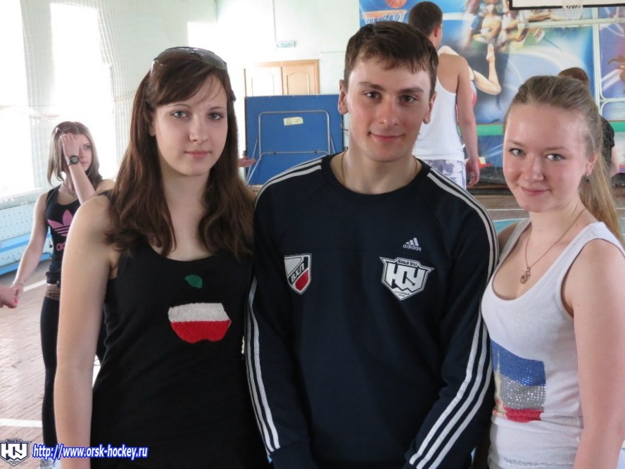 Кирилл Кремзер со студентками