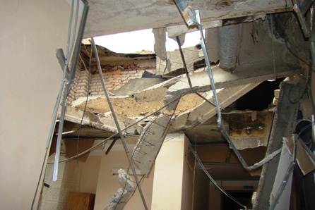 В Оренбурге в областном тубдиспансере обвалился потолок