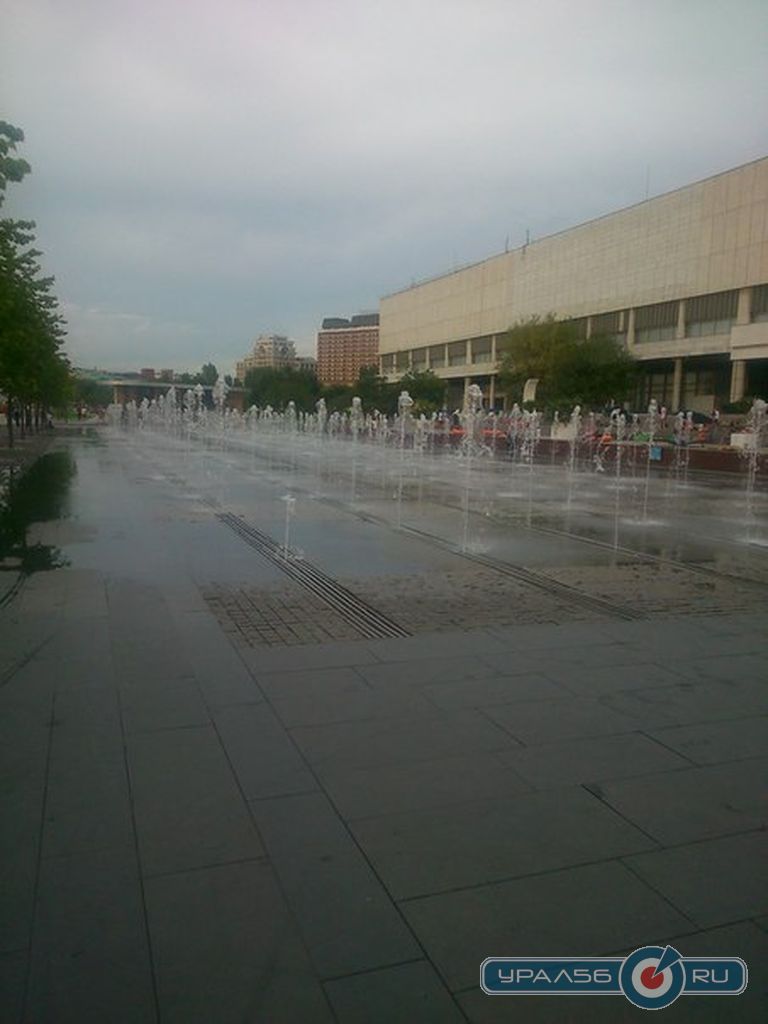 Один из пешеходных фонтанов Москвы
