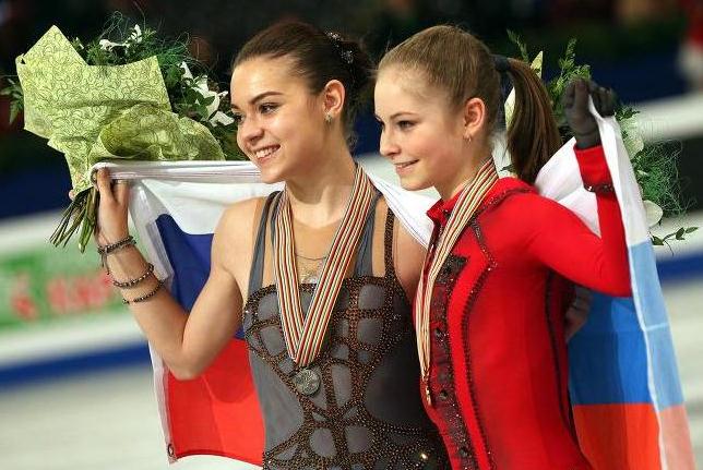 Российские фигуристки Аделина Сотникова и Юлия Липницкая на Олимпиаде в Сочи