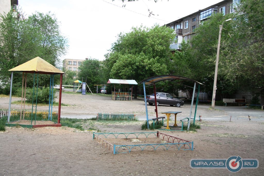 Детская площадка у дома №67 по улице Омской. Орск