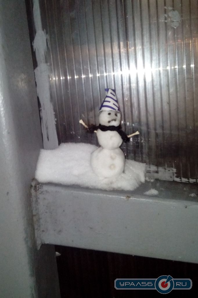 Первый снеговик в Оренбурге