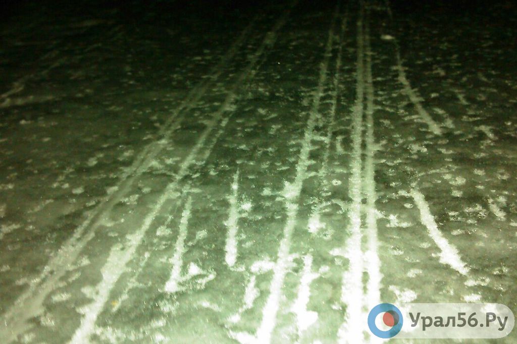 Ледовая корка на трассе Орск — Оренбург