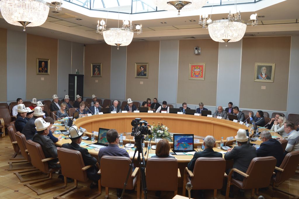 Обсуждение вопросов сотрудничества России и Киргизии в Оренбурге