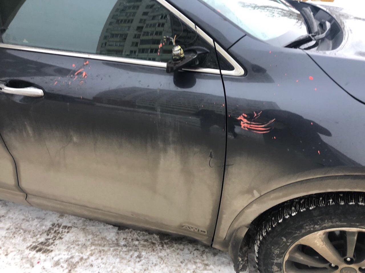 Житель Оренбурга повредил 7 автомобилей из-за долга в тысячу руб (видео)