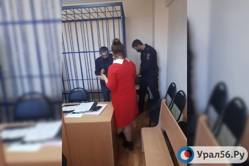 Заместитель прокурора объявил что обвиняемый. Зам прокурора Пугачева. Ислом Анварзода зам прокурора.