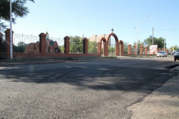 В администрации Оренбурга рассказали, когда отремонтируют некоторые проблемные участки на дорогах города 