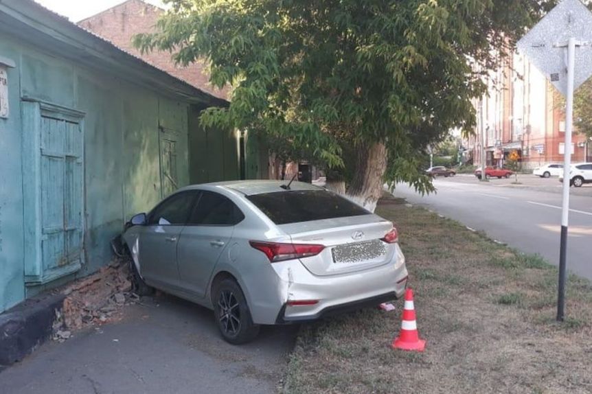 На месте ДТП, фото: пресс-служба УМВД России по Оренбургской области