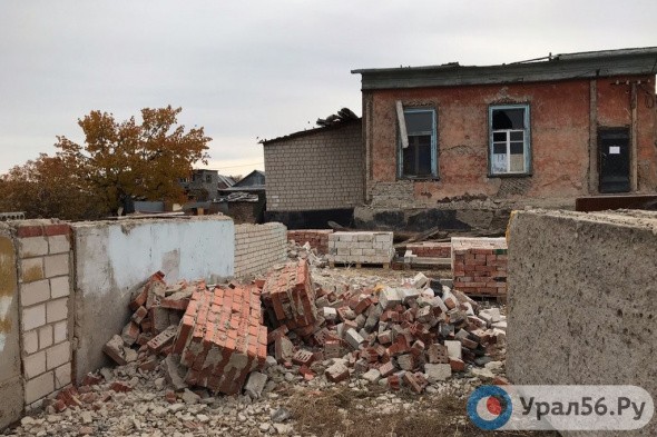 Вековое здание детского сада №6 на улице 9 января в Орске сносят