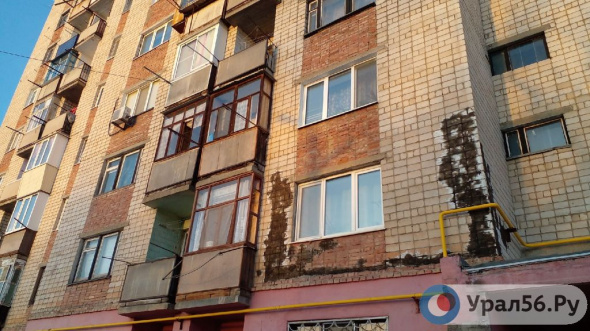 В Орске жителей двух помещений «аварийного» общежития временно отселят из-за угрозы из жизни и здоровью