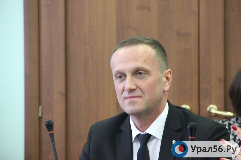 Глава Оренбурга Владимир Ильиных про информацию об обысках: «Сегодня оперативные мероприятия были в моем доме»