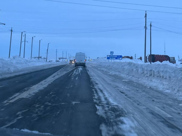 На трассе Оренбург – Орск ледяная корка и снежные валы на обочинах. Куда можно сообщить о замечаниях к состоянию дороги?