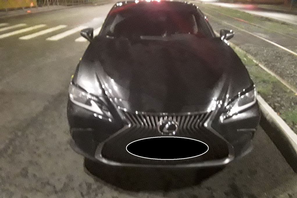 Lexus, который сбил двух девушек в Орске, фото: пресс-служба УМВД