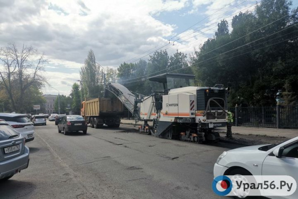 Администрация Оренбурга идет подрядчиков на ремонт дорог почти на 700 млн рублей