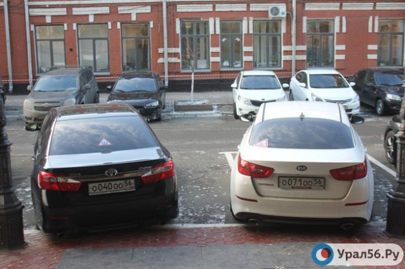 В России предлагают ввести зеленые номера для электромобилей и бирюзовые — для беспилотников