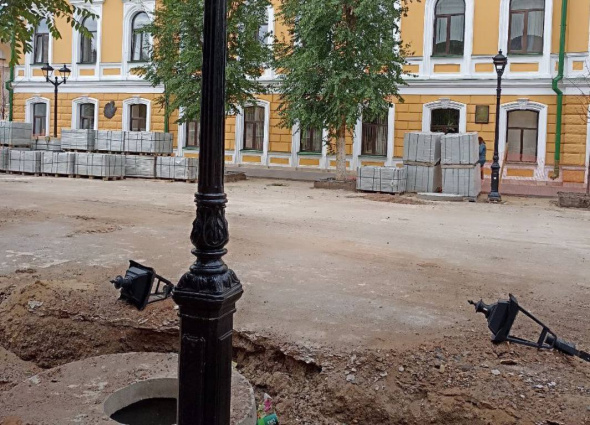 В Оренбурге на ул. Советской установят новые фонари. Куда денут старые и из чего будут сделаны новые? 