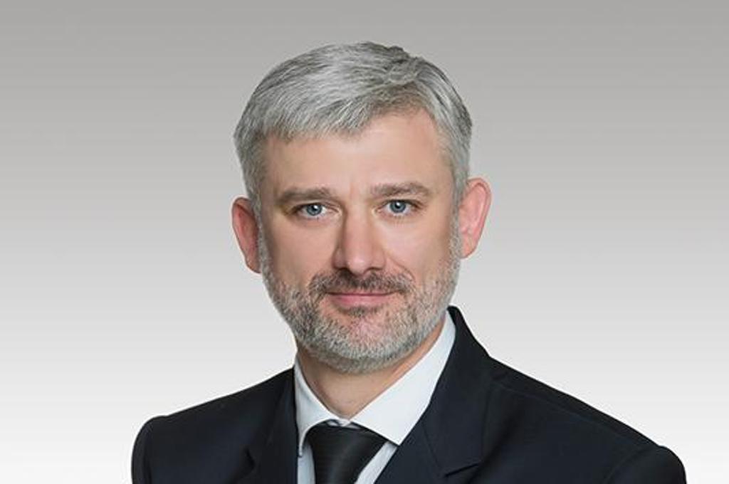 Дитрих Максим