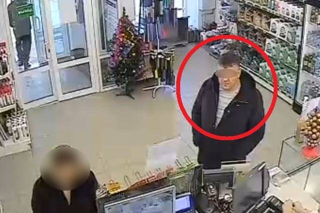На скриншоте с видео, возможно, изображен сотрудник полиции, подозреваемый в хищении топлива