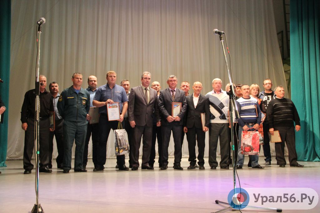Поздравление автомобилистов