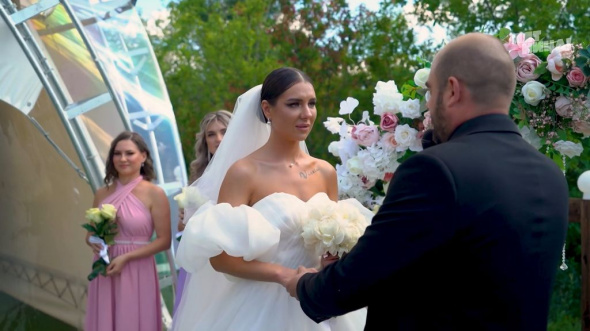 Пара из Оренбурга устроила свадьбу за полмиллиона рублей на телеканале «Пятница!»