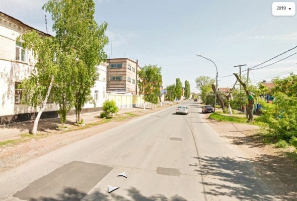 Тендер на ремонт трех улиц Оренбурга получило ООО «Компания «Орьтехцентр». В прошлом году подрядчик закончил работы позже срока и с нарушениями