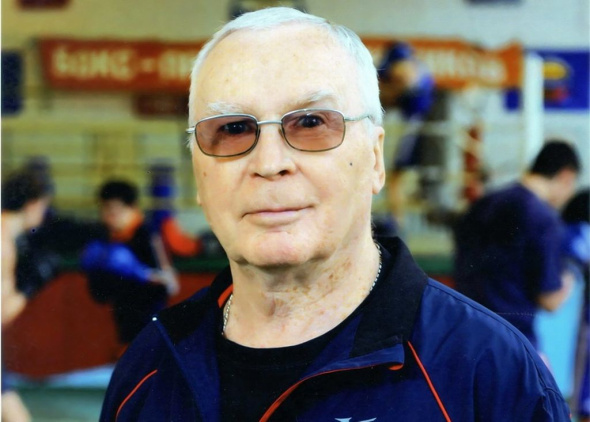 В Оренбурге ушел из жизни заслуженный тренер России, мастер спорта по боксу Валерий Шурыгин 