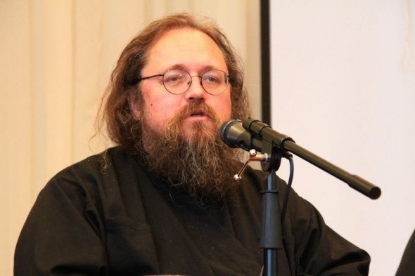 Патриарх Кирилл отстранил от службы в церкви Андрея Кураева за «оскорбление памяти коллеги»