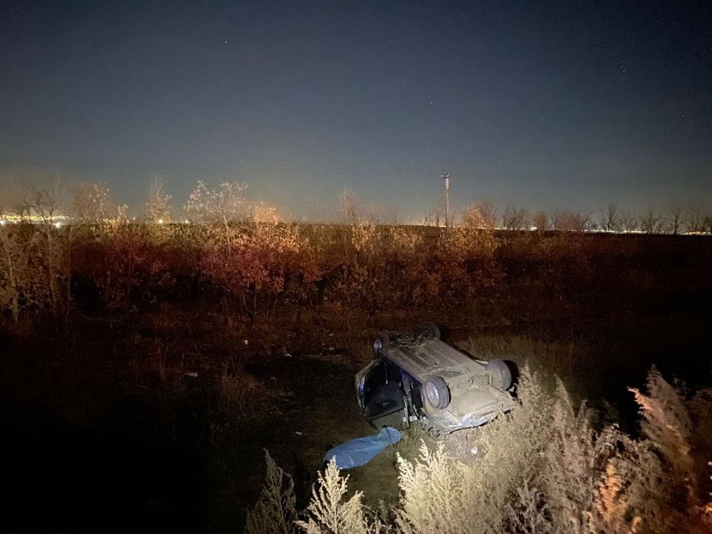 В Оренбурге погиб водитель иномарки, фото: УМВД России по Оренбургской области