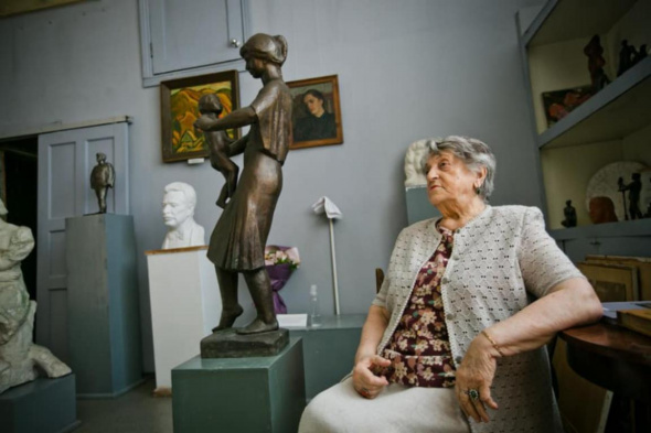 На 90-м году жизни умерла скульптор Надежда Петина. В Оренбурге готовились отметить ее юбилей
