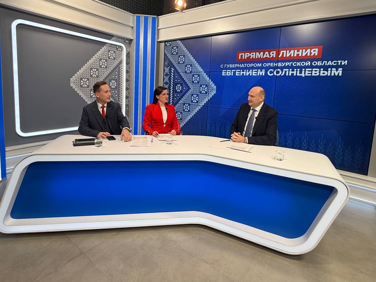 Евгений Солнцев во время прямой линии. Фото: ТГ-канал Евгения Солнцева