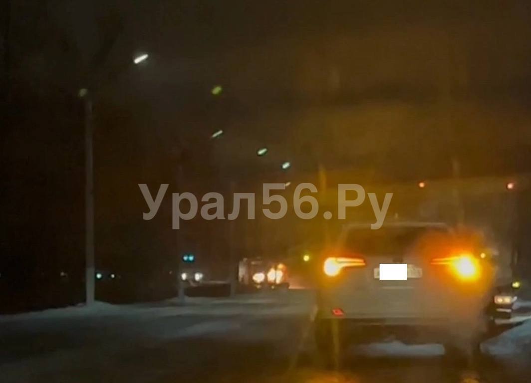 Рядом с местом происшествия
