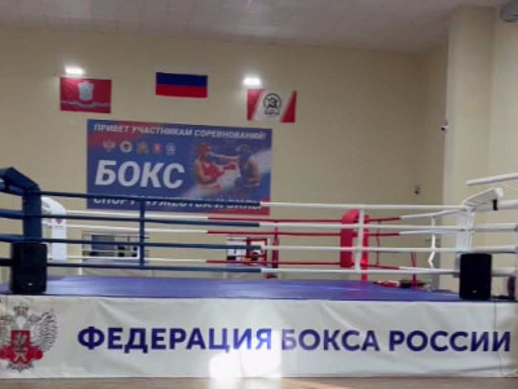 Обновленная спортивная школа, скин с видео в тг-канале Дениса Паслера