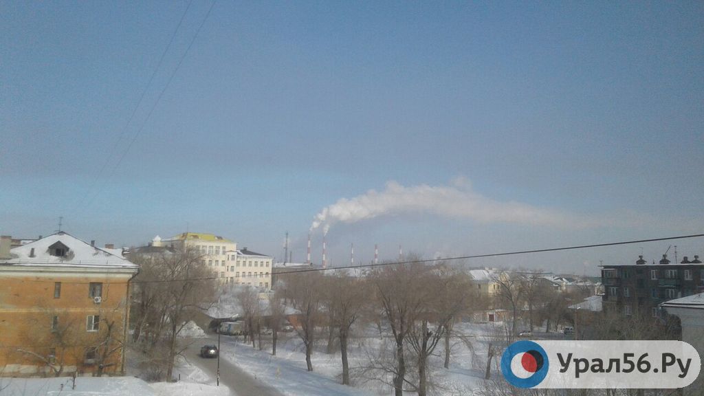 Жители Орска жалуются на сильный запах сероводорода
