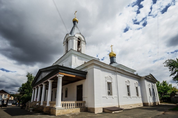 Житель Краснодарского края отправится в колонию на 2,5 года за кражу украшений из храма в Оренбурге 
