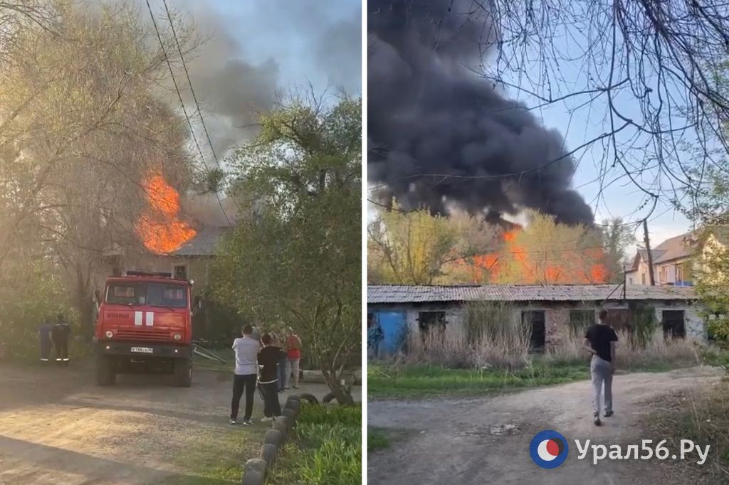 В Орске напротив ж/д станции в поселке Никель горит расселенный дом