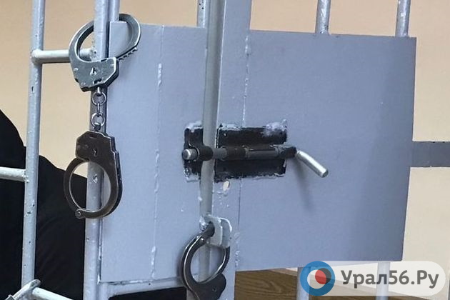 Высокопоставленный полицейский в Орске обещал «отмазать» человека от уголовной ответственности: новые подробности задержания