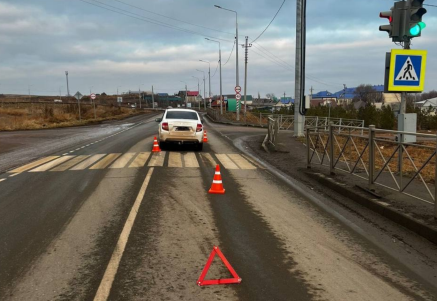 Авария в Сакмарском районе. Фото УМВД по Оренбургской области (архив)