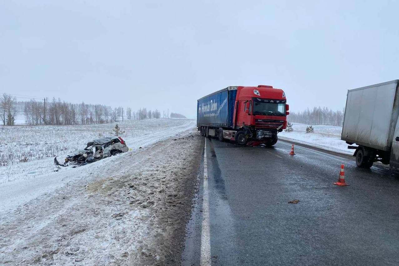Фото с места ДТП. Источник: УМВД России по Оренбургской области