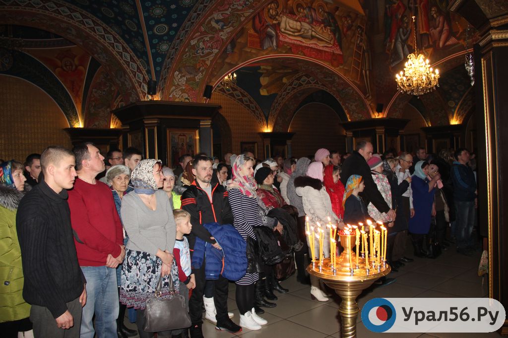 В Орске встретили Рождество Христово