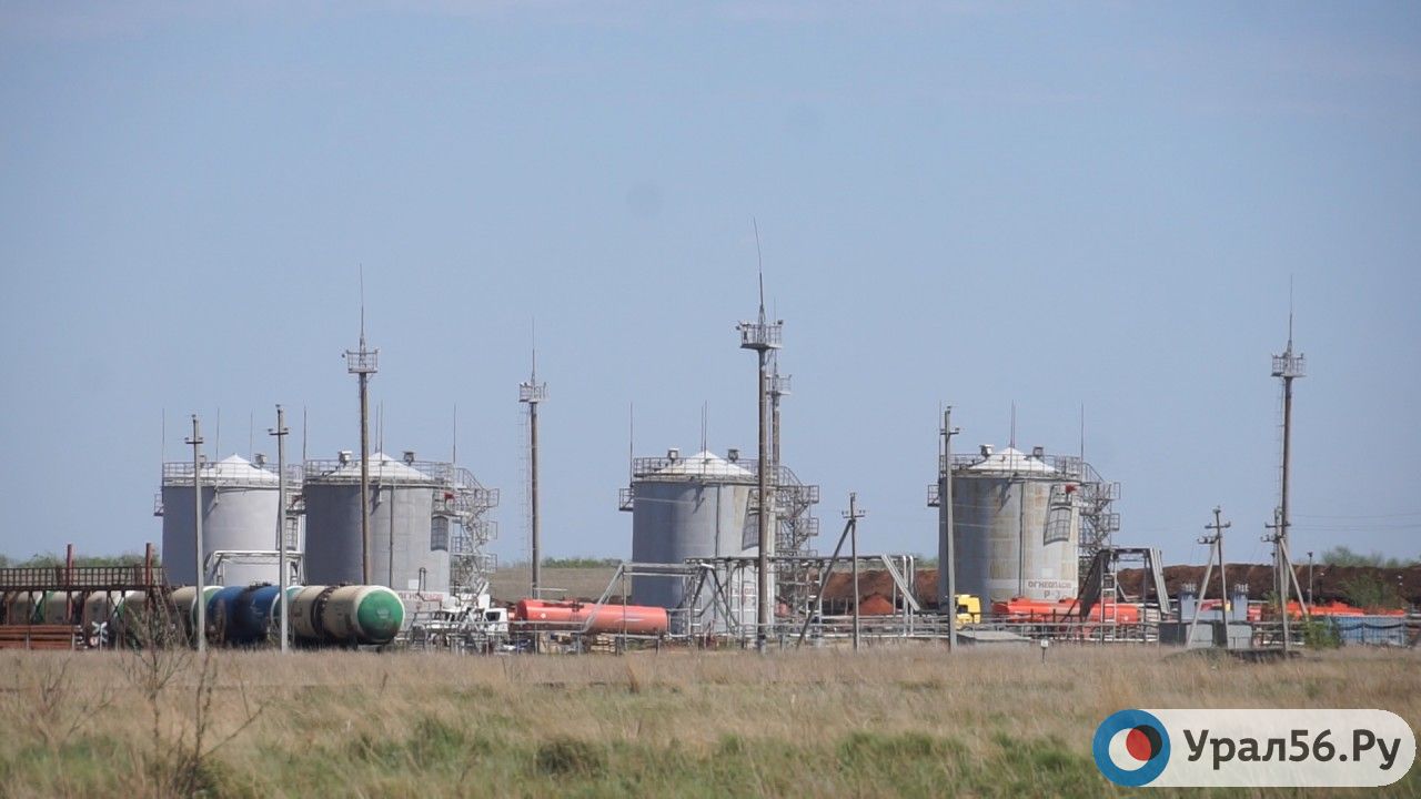 Нефтебаза в пригороде Оренбурга
