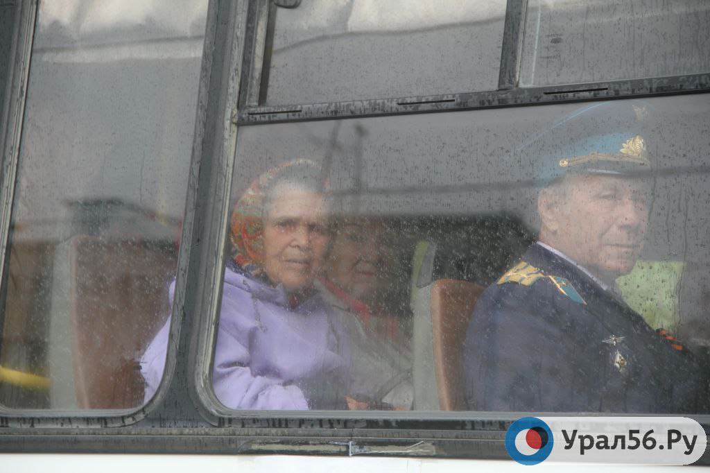 Пенсионеры в Оренбургской области. Фото из архива