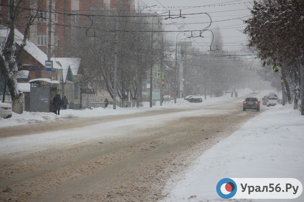 Снегопад в Оренбурге, фото из архива Урал56.Ру