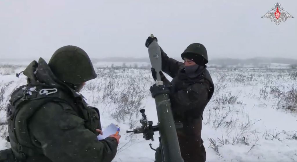 Подготовка мобилизованных на полигоне Центрального военного округа в Оренбургской области. Скриншот видео от минобороны РФ