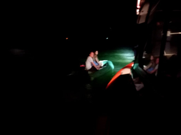 Ночью на Ириклинском водохранилище спасатели искали пропавших молодых людей