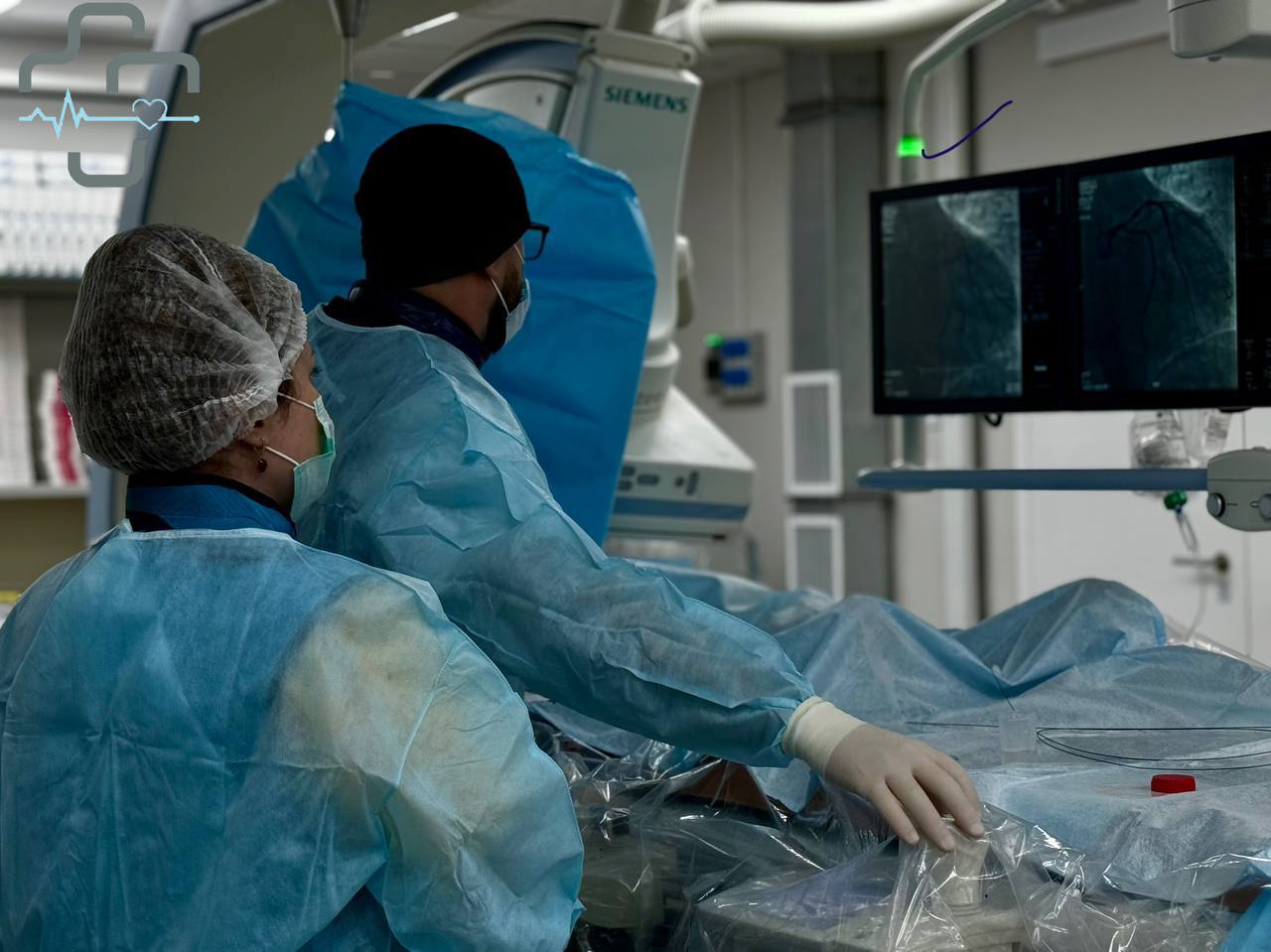 Во время операции. Фото ГАУЗ «ГБ» г. Орска