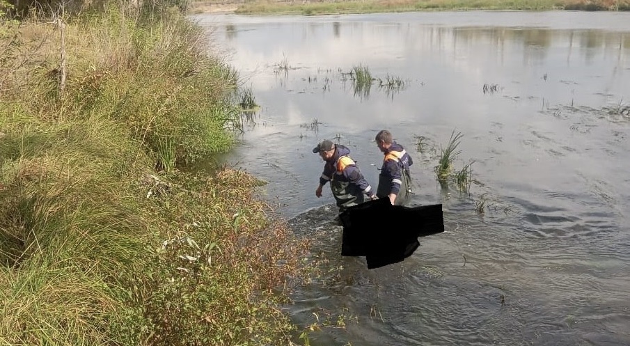 Водолазы на месте событий. Фото Департамента ПБ и ГЗ