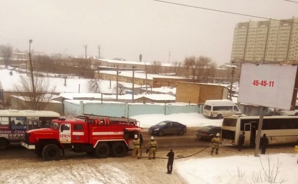 В Оренбурге загорелся автобус
